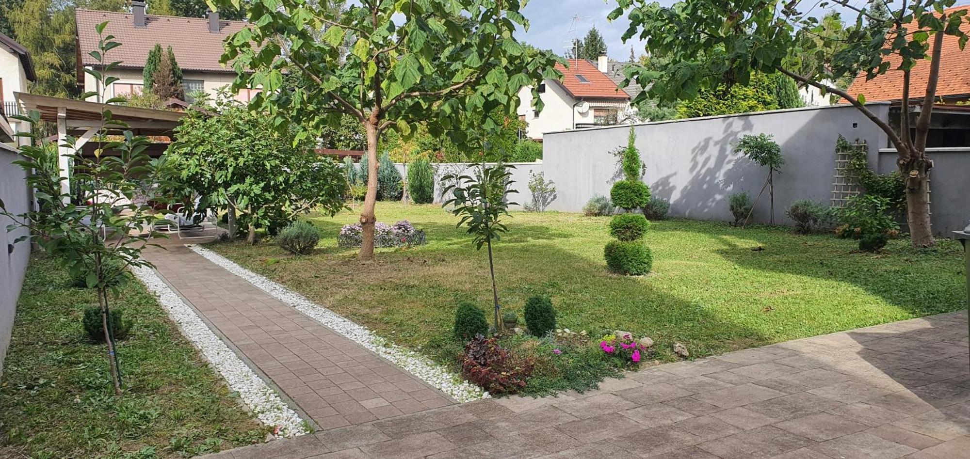 Diamond Palace Varazdin Luaran gambar